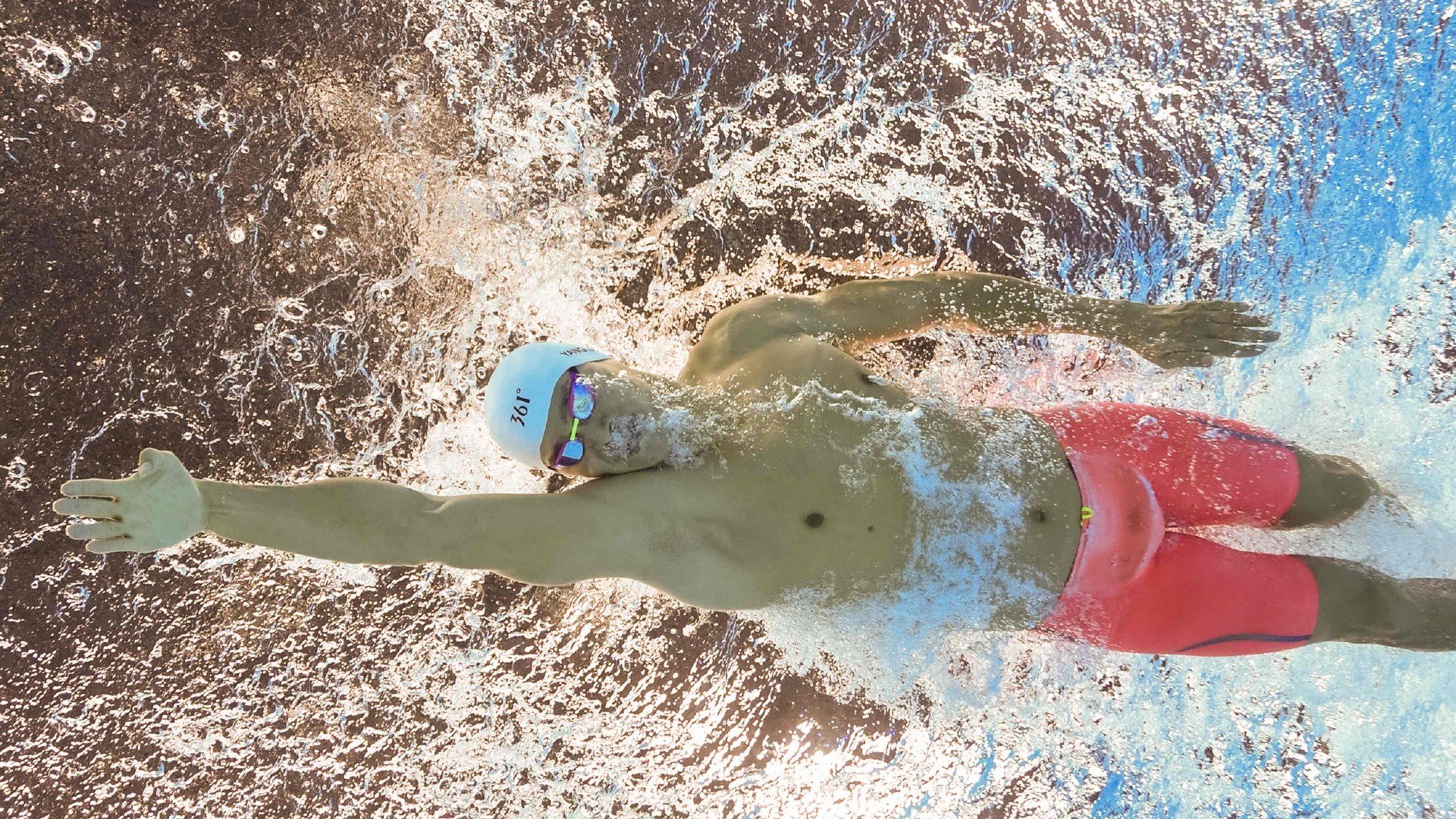 法国新星在国际赛场表现亮眼，逐渐成为队伍核心